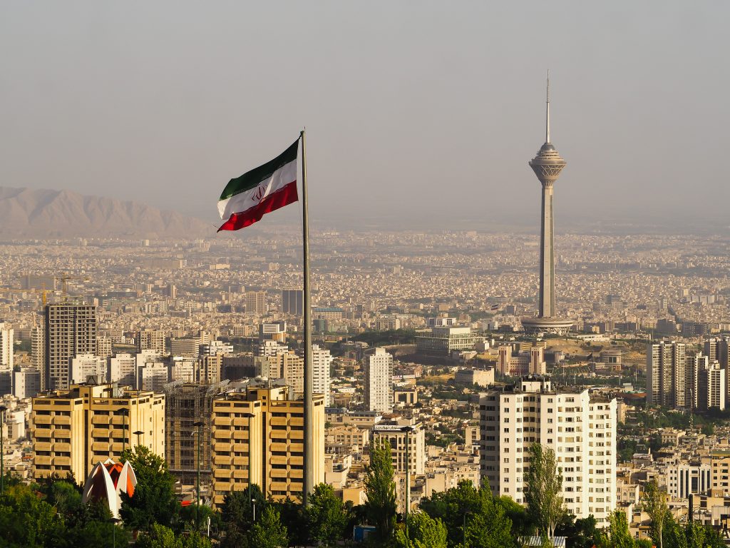 "להכות באיראן עכשיו ובאופן שיטתי": תמונת המצב המדאיגה מטהרן