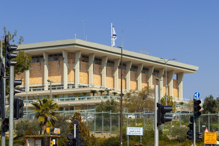 Knesset subcommittee debates phasing out reliance on U.S. aid